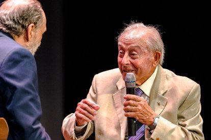 Eusebio Amate galardonado en los IV Premios Economía Sostenible. Foto: G. N. YACUZZI
