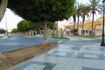 Archivo del Paseo de los Baños de Roquetas de Mar.
