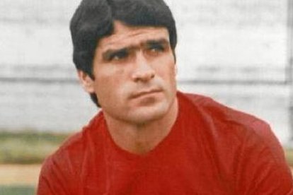 Antonio Biosca Pérez nació en Almería el 8 de diciembre de 1948.