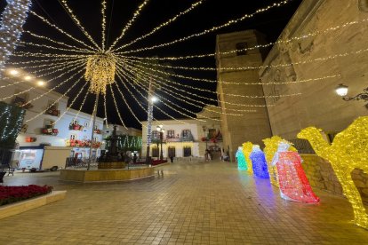 Iluminación navideña en el municipio de Vera.