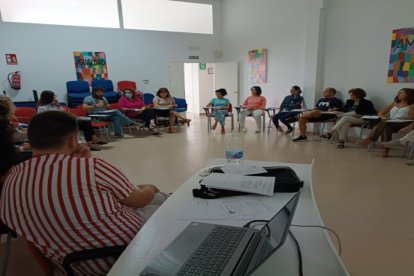 El Ayuntamiento diseña un mapa digital de recursos para la inclusión sociolaboral en Vícar.