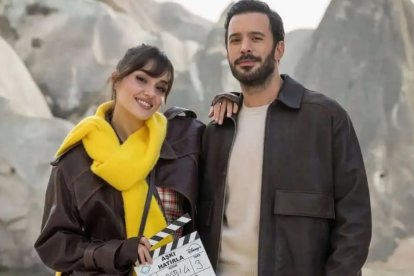 Hande Erçel y Barış Arduç