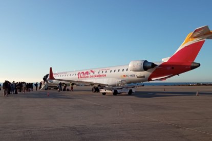 Imagen de archivo de un avión en el aeropuerto de Almería.

EUROPA PRESS
06/2/2023