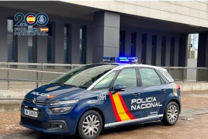 Coche de Policía Nacional