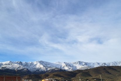 La parte almeriense de Sierra Nevada con parte de Abrucena en primer término.