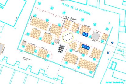 Plano con la ubicación de las sillas de la carrera oficial 2025 en la plaza de la Catedral.