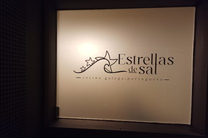 Estrellas de Sal, bar galego portugués que ya ha abierto sus puertas en El Zapillo.