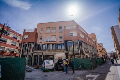 El antiguo edificio de los Juzgados en Roquetas de Mar.