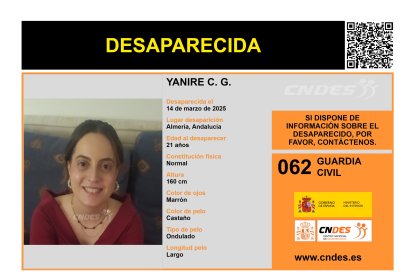 Cartel del Centro Nacional de Desaparecidos con la imagen de Yanire.