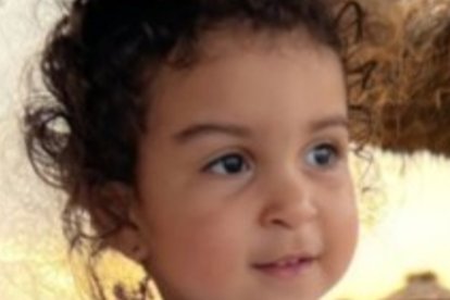 Arwa, la niña de 4 años desaparecida en Roquetas de Mar.