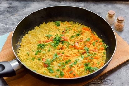 Arroz con curry.