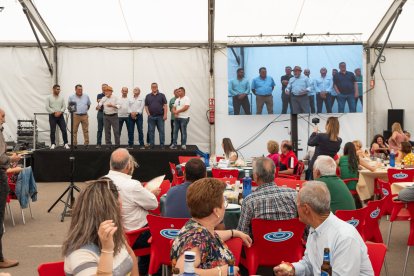 Comida de la CUCN.