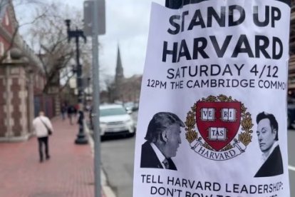 Cartel cerca de Harvard con trump y Elon Musk como protagonistas.