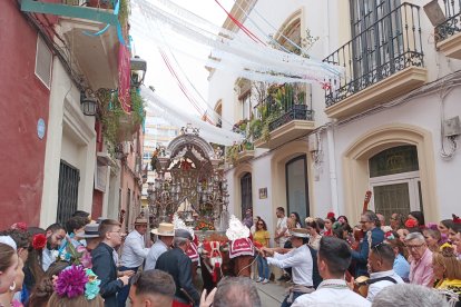 Salida del Simpecado del Rocío de Almería en mayo de 2024