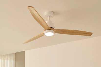 Ventilador de techo silencioso.