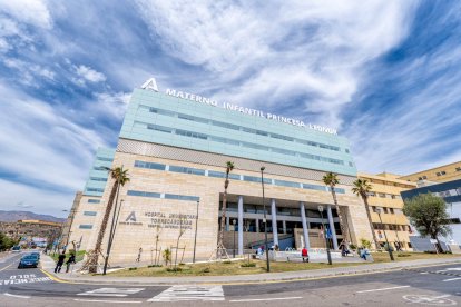 Imagen del exterior del Hospital Materno Infantil de Almería