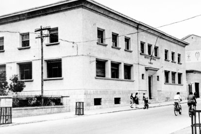 El Instituto Provincial de Higiene en los años 50. Estaba situado en la Carretera de Ronda junto a la Escuela de Mandos de Falange.