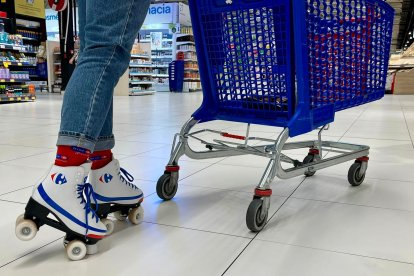 Patinar mientras compras en el supermercado será posible en Almería.