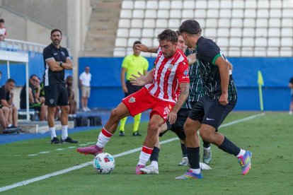 André Horta fue de los más destacados del Almería hasta que se marchó en la segunda mitad.