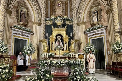 Imagen de archivo de la veneración a la Virgen del Mar en el día de su festividad.