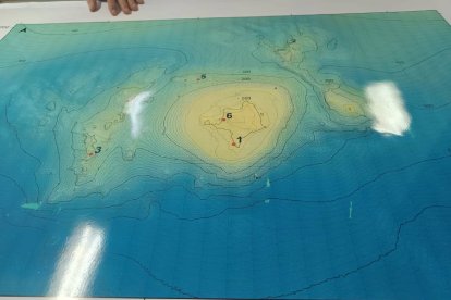 Imagen del Seco de los Olivos tomada del buque oceanográfico Sarmiento de Gamboa