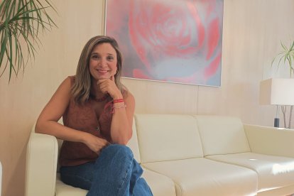 La vicesecretaria general del PSOE de Andalucía, María Márquez, en la sede de la agrupación provincial de Almería.