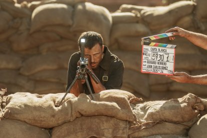 Iván Pellicer, en un momento del rodaje de la película ‘Carta blanca’.