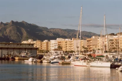 Imagen del puerto de Garrucha.