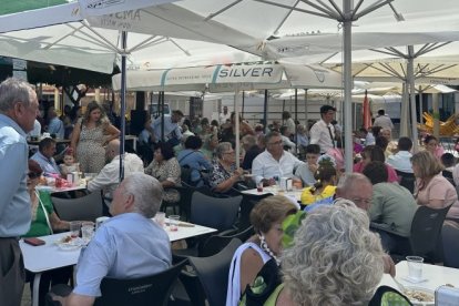 Vecinos de Turre en la Feria del Mediodía en una edición anterior.