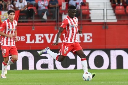 Iddrisu Baba (29 años), ha vuelto a demostrar su importancia en el centro del campo del Almería.