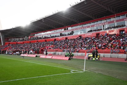 Aspecto de la grada de Tribuna en el Almería-Zaragoza.
