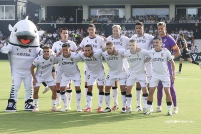 El Ceuta es la revelación de la temporada y tras perder los tres primeros partidos ha sabido despegar.