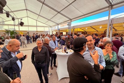 Más de mil personas acudieron a la jornada gastronómica de aniversario.