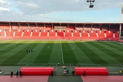 El Mediterráneo está listo para recibir el Almería-Huesca para que los de Rubi intenten volver a la senda de la victoria.