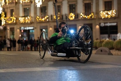 Pablo Pérez rodando en la San Silvestre de Almería del año pasado.
