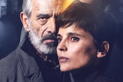 Imanol Arias y Elena Anaya en Innato