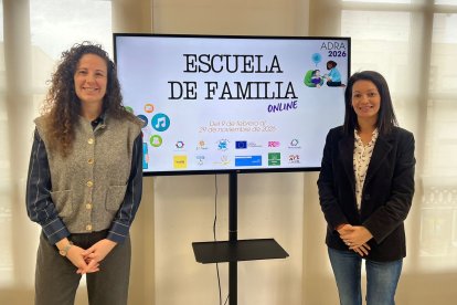 Presentación de la Escuela de Familia de Adra.