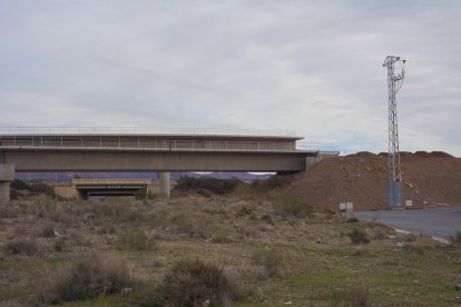 Construcción de uno de los viaductos de la conexión entre la A7 y la A92