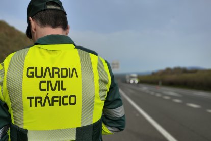 GUARDIA CIVIL - Archivo
