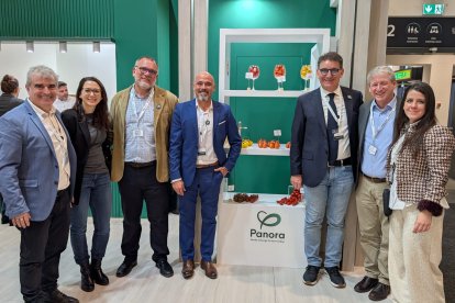 José Gómez, Chiara Sartori, Alejandro Marzo Traversio, Rubén Martín, Pino Fioretti, Valerio Maldonado y Mariel Aguilar.