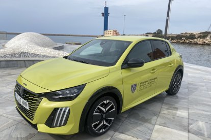 El 208 en un momento de la prueba que realizamos en La Voz