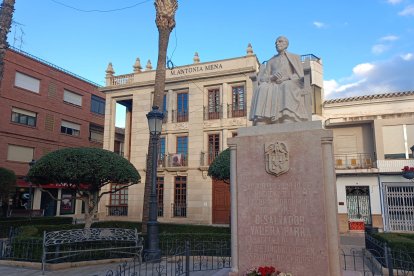 Salvador Valera Parra, también conocido como el cura Valera.