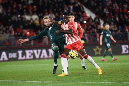 Jorge Pulido acabará la temporada en la SD Huesca.