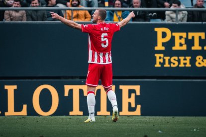 Rodrigo Ely, un profesional en todos los sentidos.