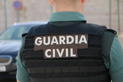 GUARDIA CIVIL - Archivo