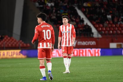 Melamed y Morcillo pueden jugar juntos o repartirse la banda.