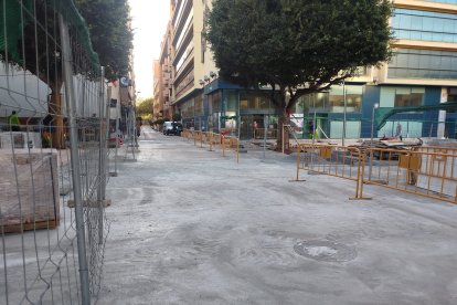 La calle General Tamayo ya está abierta al tráfico