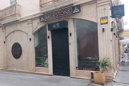 Milestone, la hamburguesería que ha cerrado en pleno centro de Almería.