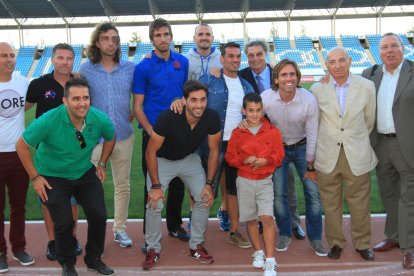 Sergio Pardo, Ángel Férez, Jaime, Alberto Benito, Julián, Fernando Soriano, Ángel Trujillo, Esteban y su hijo menor, Jesús Verdejo, Miguel Ángel Corona, Luis Guillén y Manolo García en 2014.