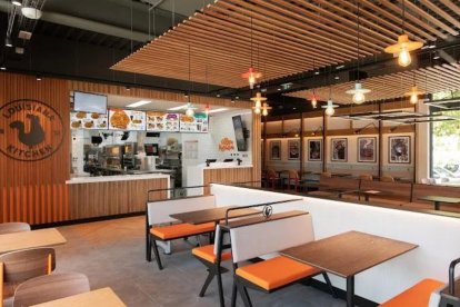 Establecimiento de Popeyes en El Ejido.